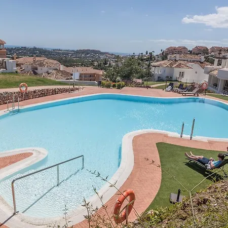 Vistas De Aloha Luxury Apartment