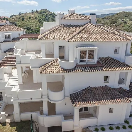 Apartment Vistas De Aloha Luxury Marbella